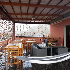  Сasa de vacaciones House
